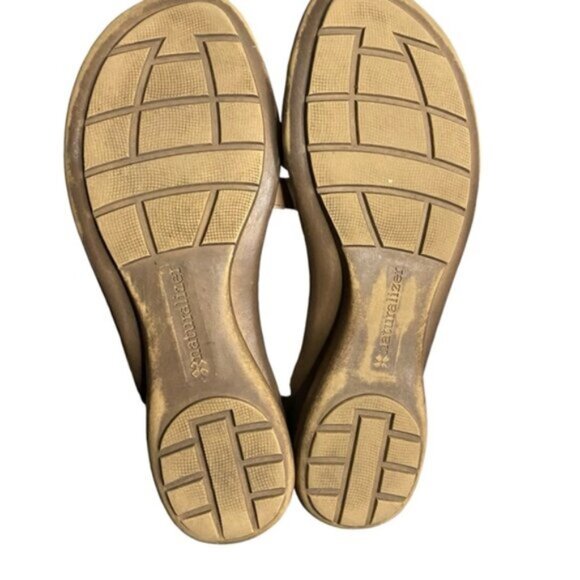 Naturalizer Women’s Janessa Flat Sandal in Gingersnap - Picture 6 of 7